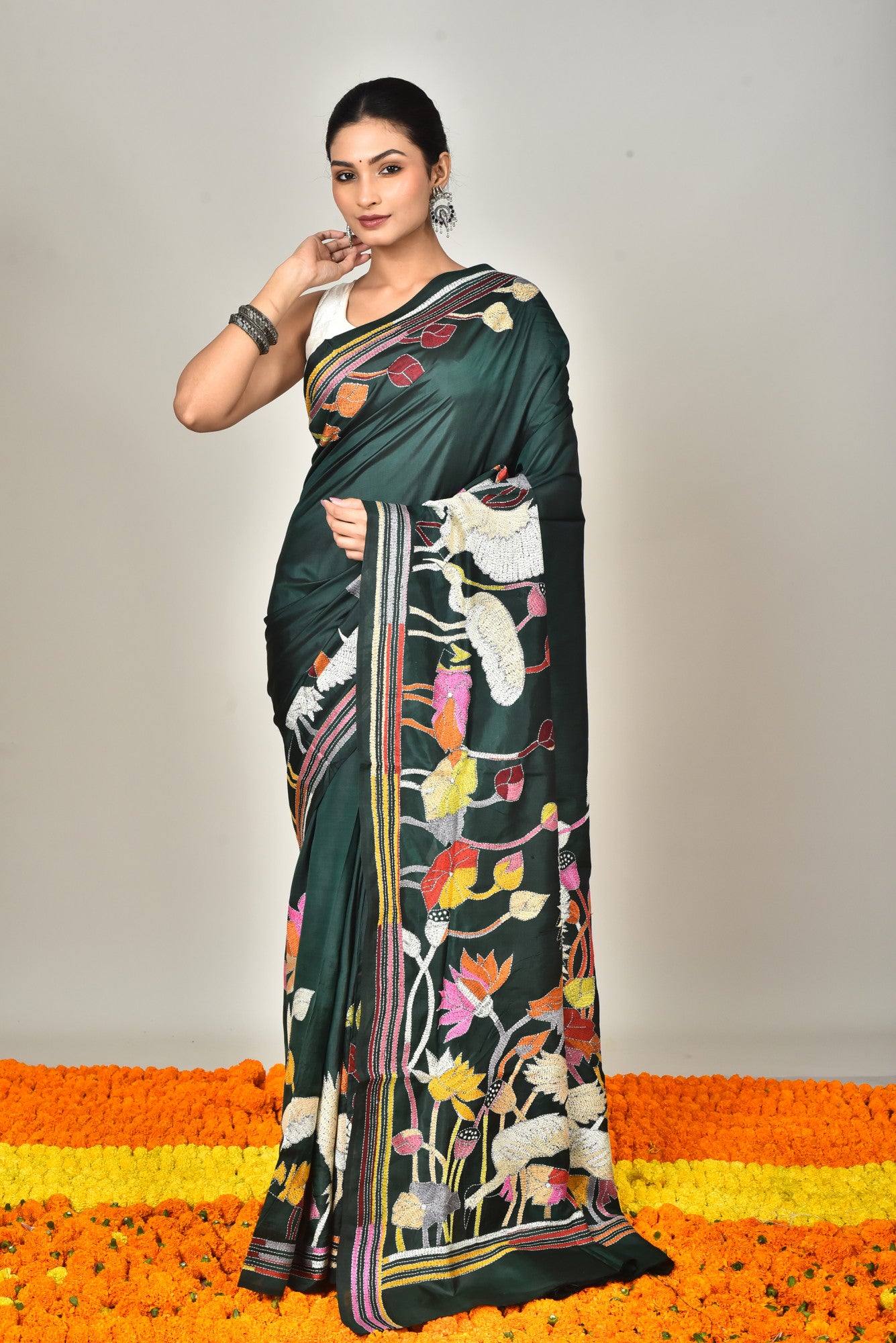 BANGALORE SILK KANTHA SAREE Thumbnail