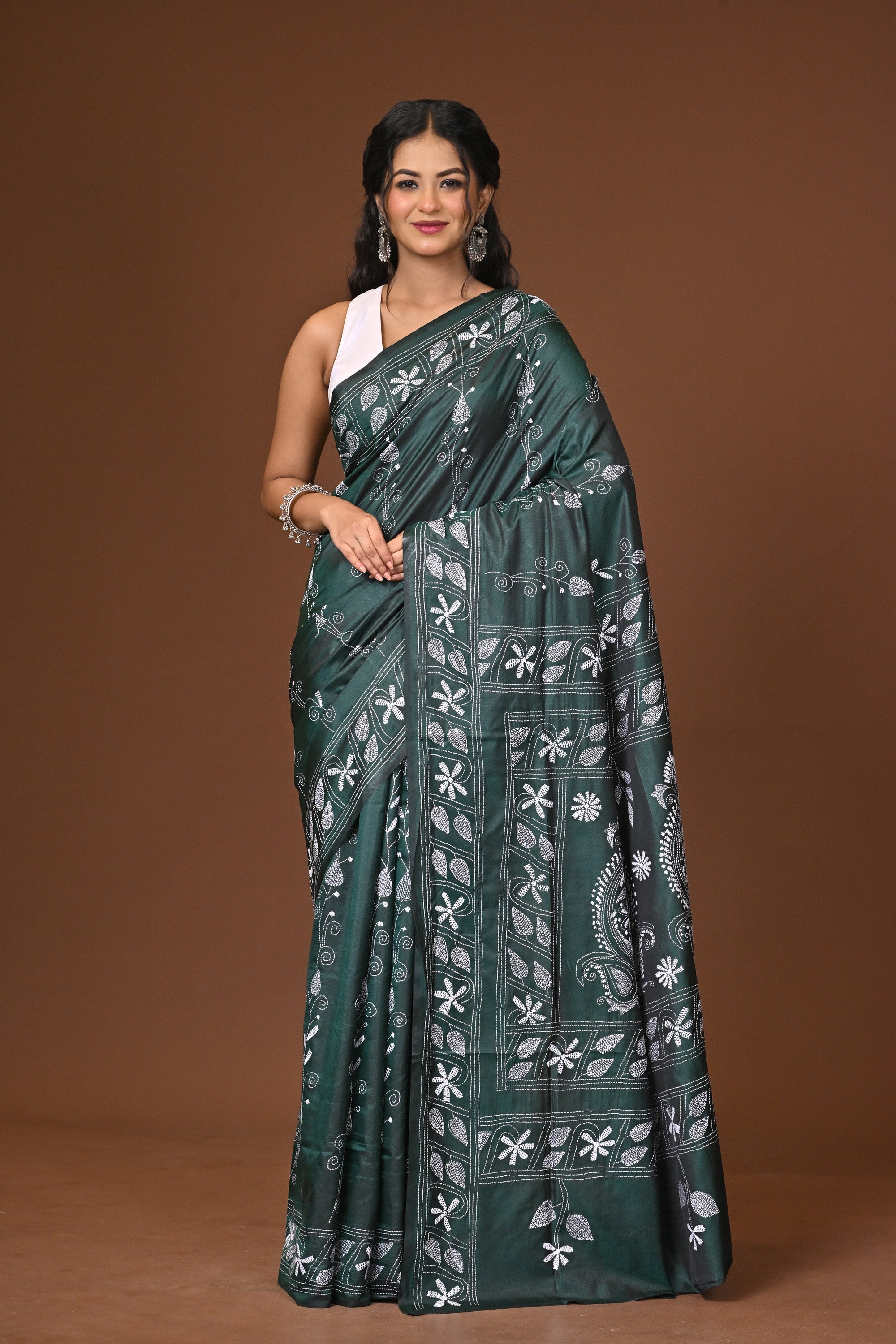Blended Silk Kantha Stitch Saree Green Thumbnail