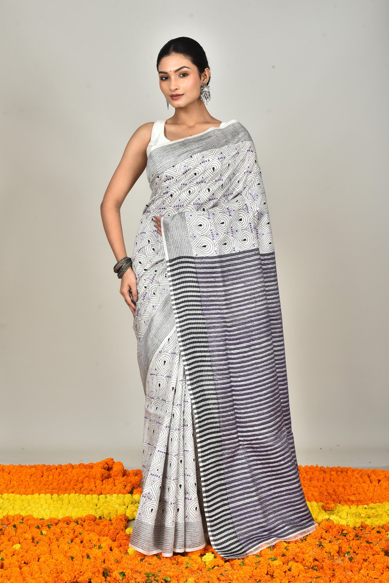 JALCHURI SILK KANTHA SAREE Thumbnail