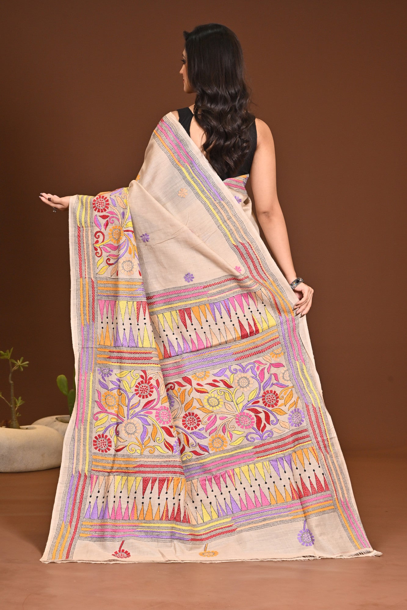 PURE SILK KANTHA SAREE Thumbnail